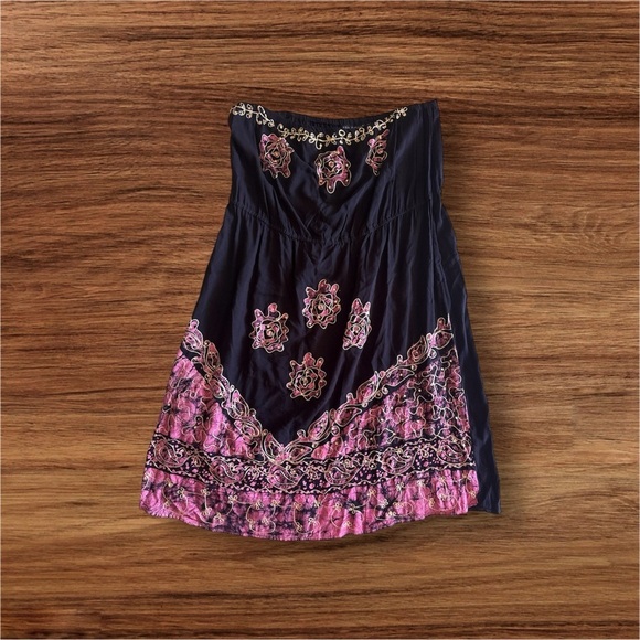 Elegant Black and Pink Embroidered a wikd thyme STRAPLESS dress SIZE 3X black - Picture 3 of 10